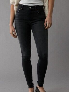American Eagle Long High-Rise Black Skinny Jeans - Women